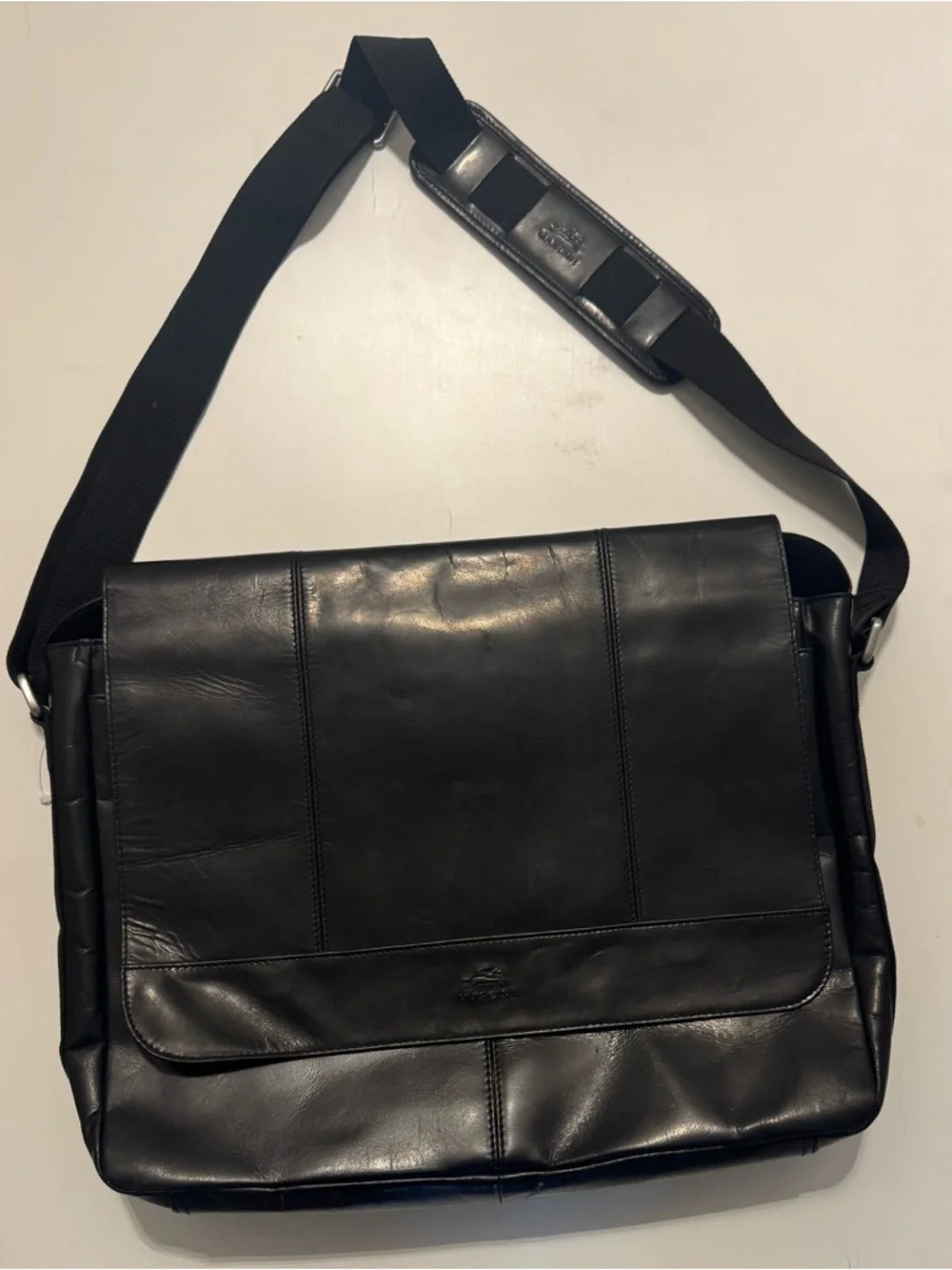 Mancini messenger bag